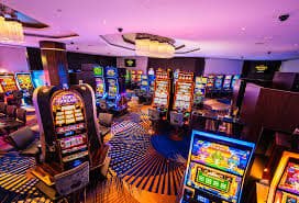 Tim dukungan pelanggan yutogel siap melayani pengguna secara profesional 24 jam sehari